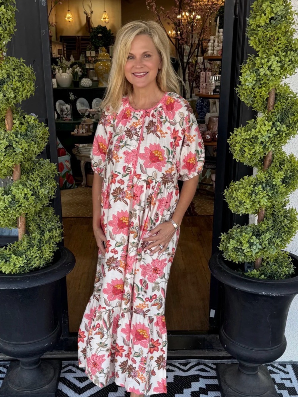 Umgee Coral & Brown Floral Maxi Dress, new, size small, NWT